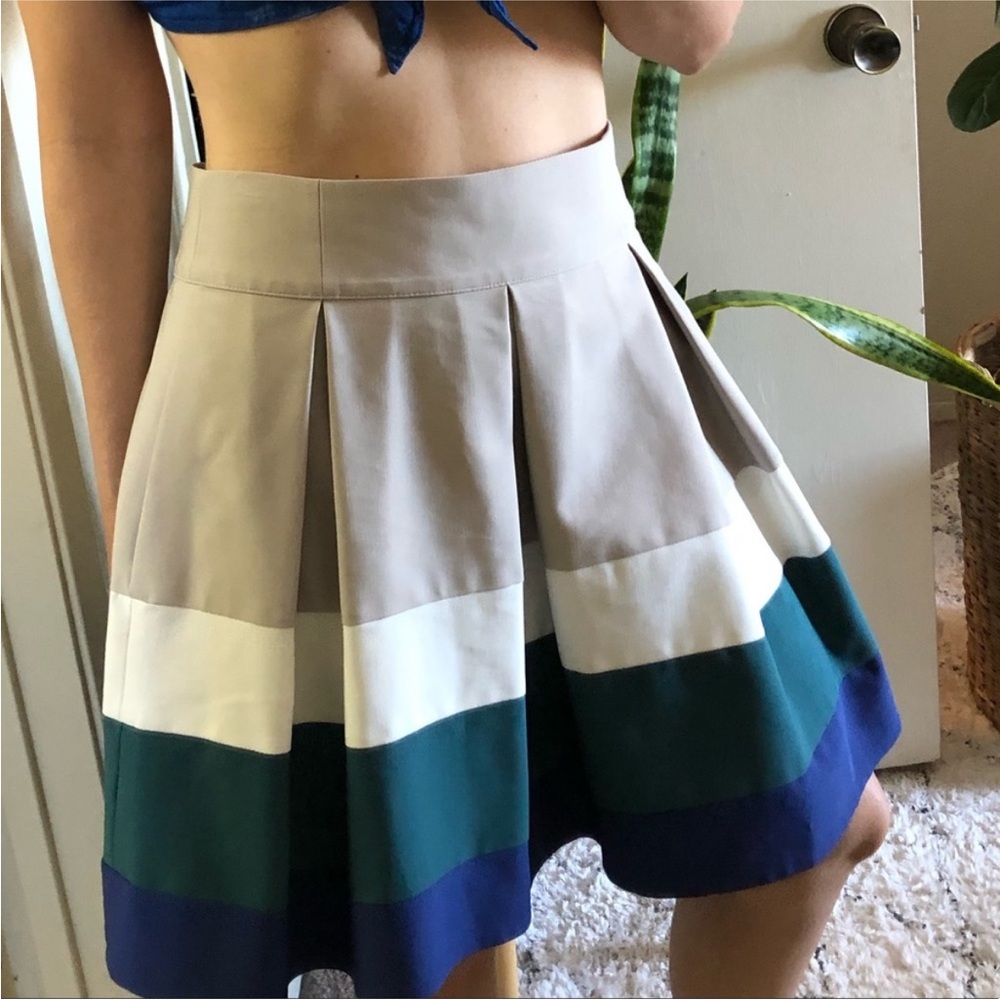 Zara tan white green blue pleated high waisted striped a line knee length skirt